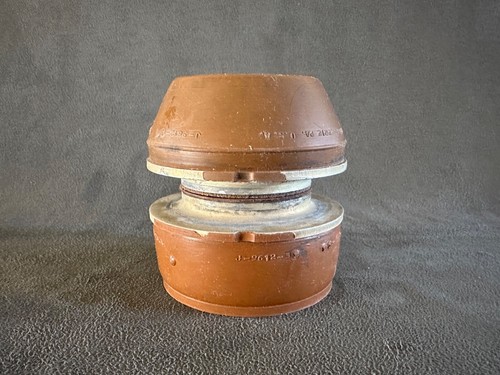 Lord Cessna Engine Mount P/N J-9612-32, J-9612-33 - Picture 1 of 10