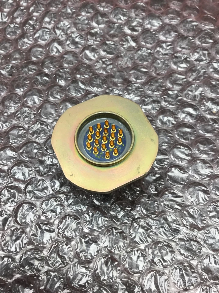 New Bendix Circular 18 Pos Connector LJT07T-15-18SA - Image 3 of 4