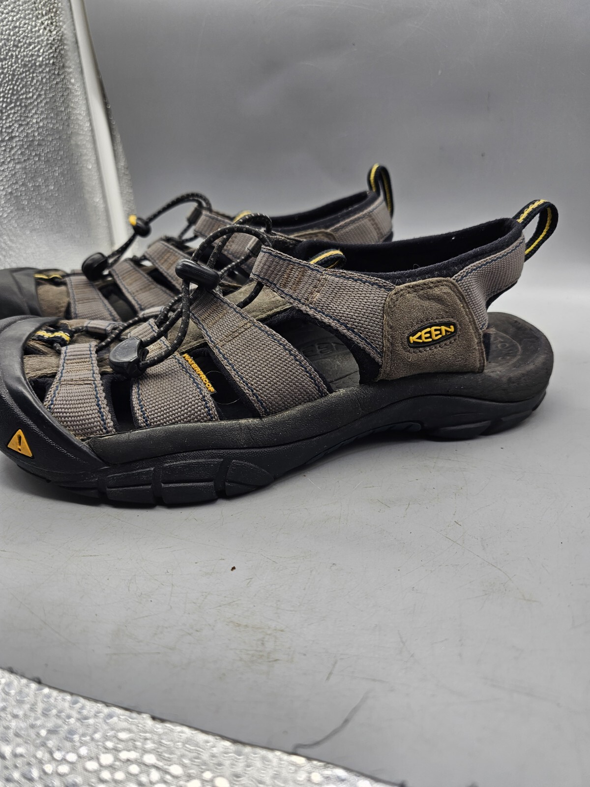 Sandali Keen uomo taglia 7 grigi con cinturino escursionismo acqua donna 9 5