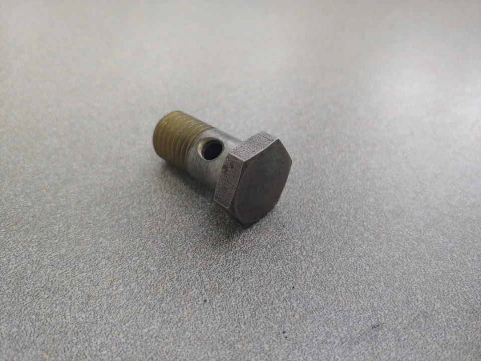 EXCELENTE USADO ORIGINAL PORSCHE 911 930 TURBO PUERTA DE RESIDUOS BANJO PERNO HUECO Foto 2 de 4