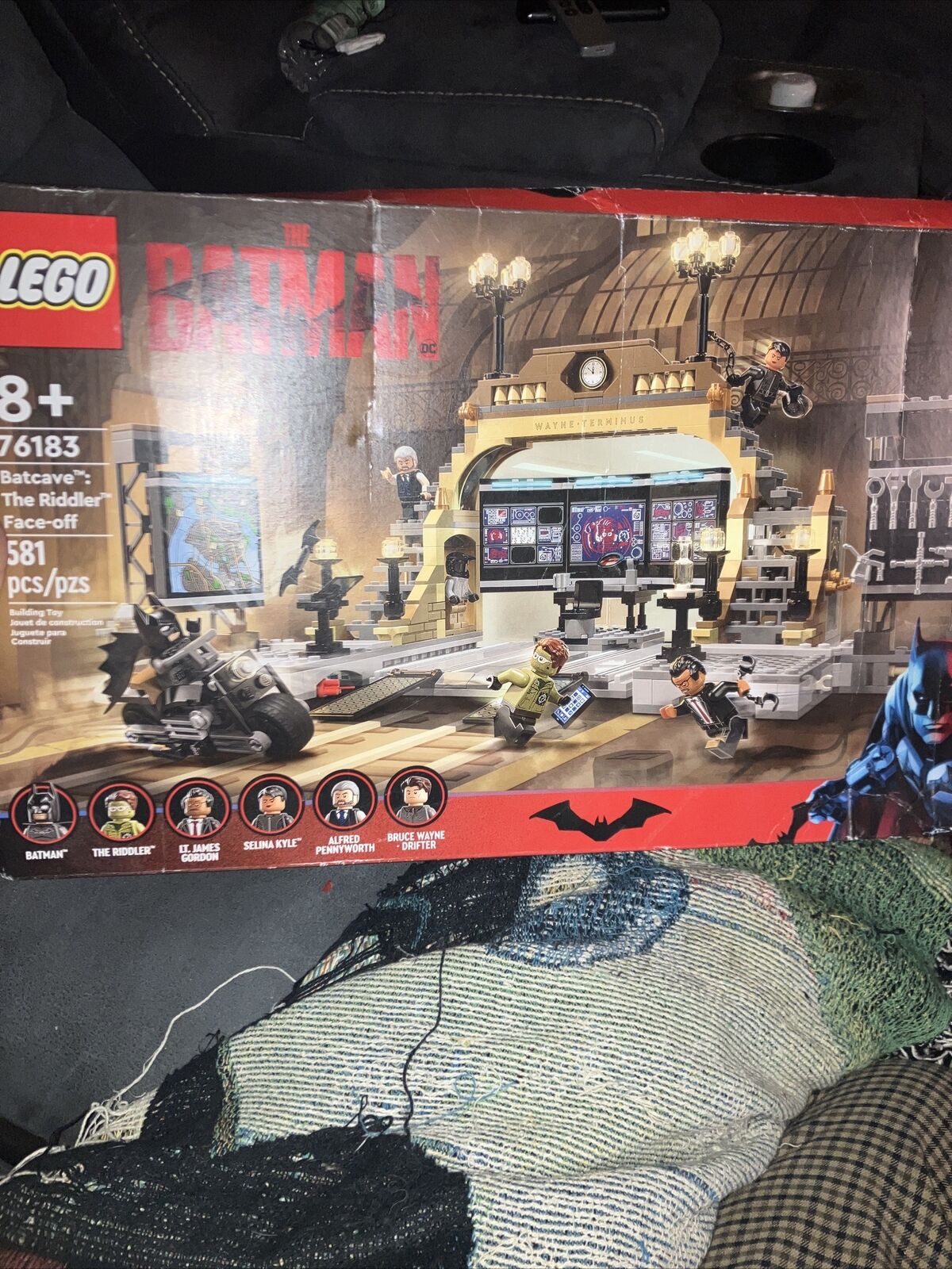 LEGO DC The Batman Batcave The Riddler Face-off 76183 Building Set (581  Pieces)