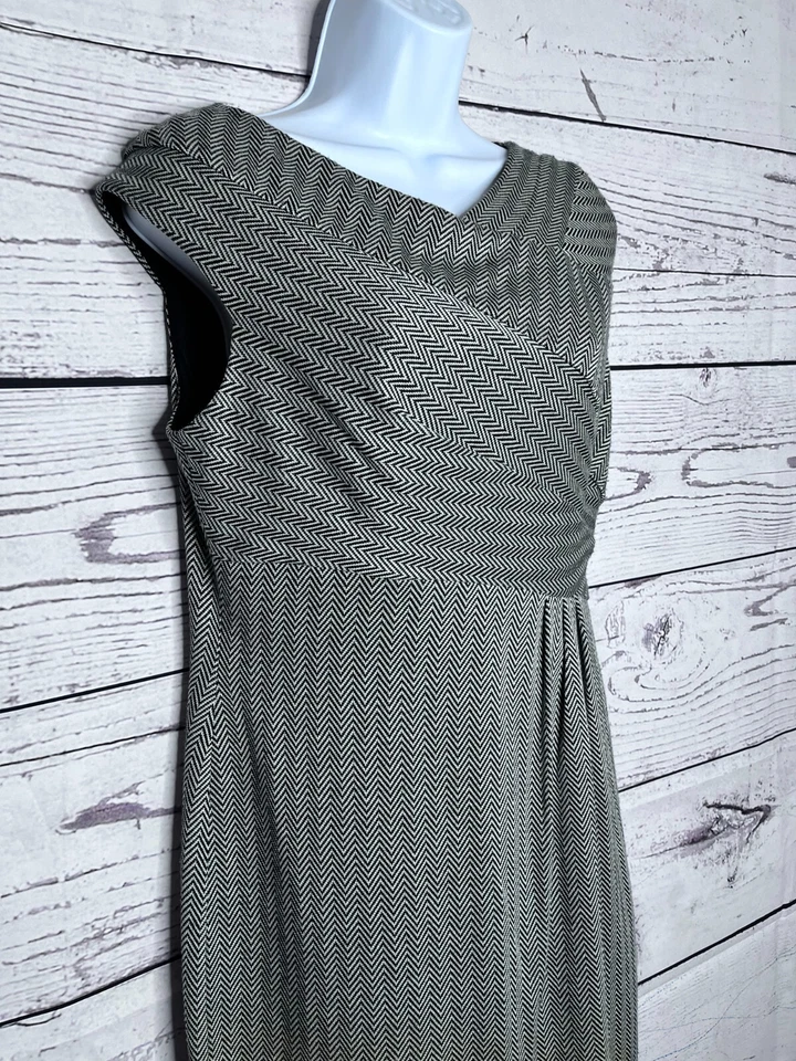 Vestido Vaina David Meister Manga Gorra Cruzada en Zigzag Espalda Forrado con Cremallera Talla 8 Foto 4 de 4