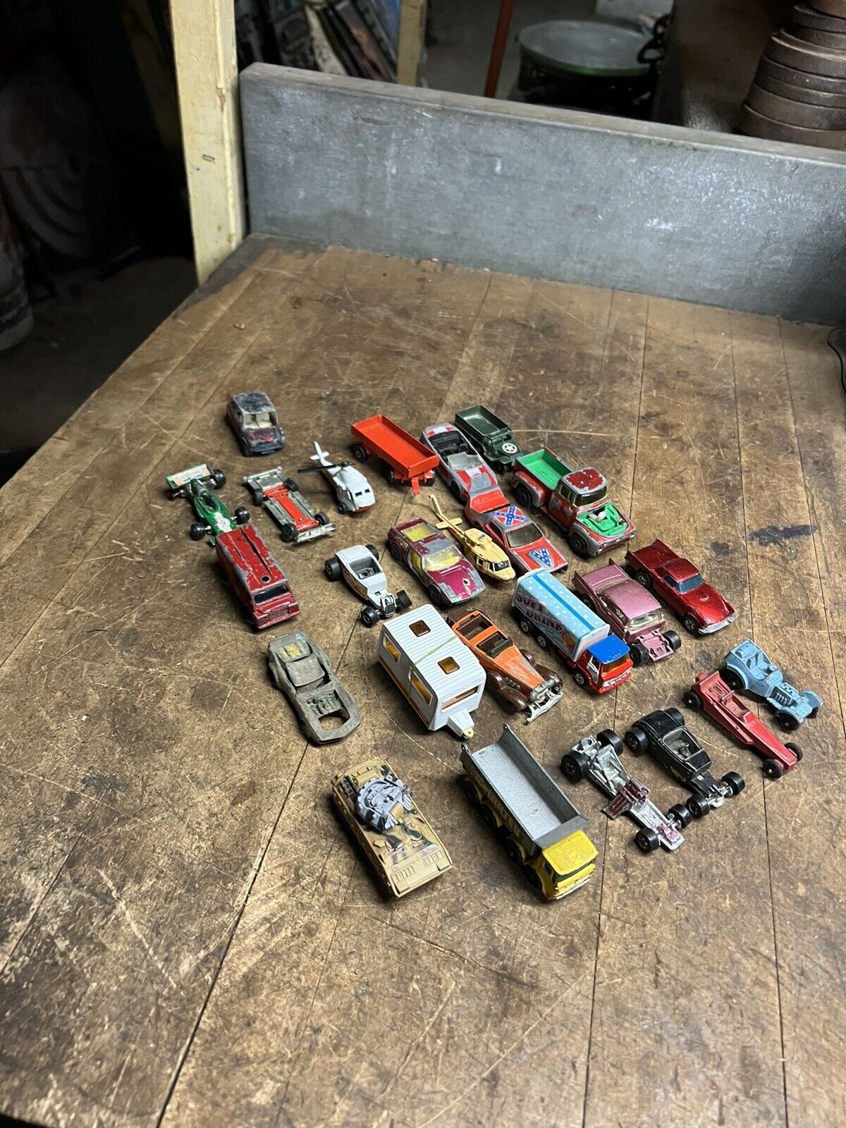 Vintage Old Tootsietoy Lesney Hot Wheels Matchbox Diecast Cars Toy Parts Lot