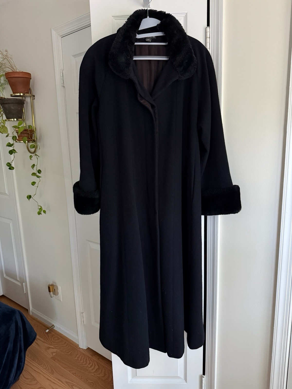 Vintage Black Wool Maxi Coat Fur Trim Steve by Searle USA Womens 6 Long