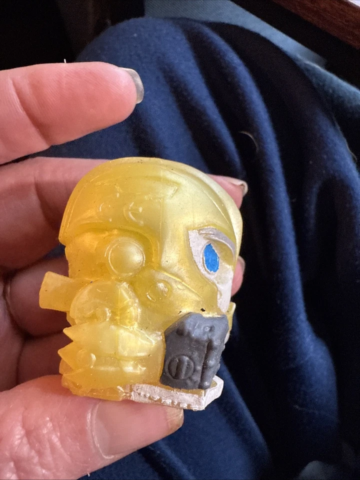 Robot transformador amarillo MASHEMS Foto 4 de 4