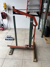 Josef Kihlberg Series 8611 Floor Carton Stapler, Manuel/Foot Operated