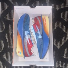 Nike ZoomX Vaporfly NEXT% 4 PRM International...
