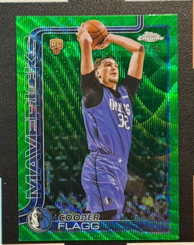 Cooper Flagg 2025-26 Topps Chrome Basketball Green Wave Refractor 41/99 RC #251