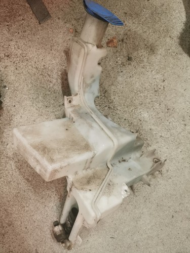 3C0955453 VW Passat 3c B6 Scheibenwaschwasser Behälter Pumpe