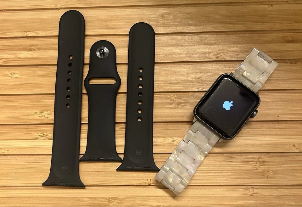 Apple Watch Series 3 42mm Black Sport Band - Space Gray (Cellular) (MTGT2LL/A) - Image 2 of 4