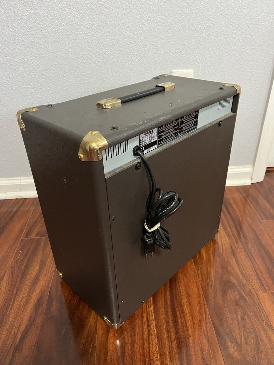 Ibanez Troubadour TA25 25W Acoustic Guitar Amp with Mic