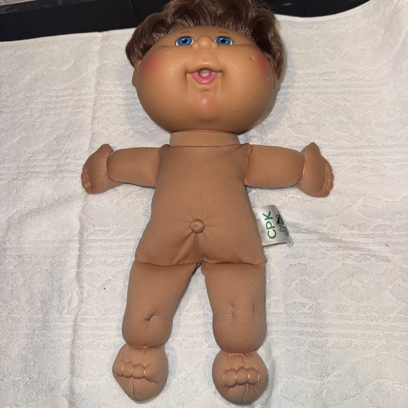 2015 Brown  Hair / Blue Eyes Hispanic Boy Boy Cabbage Patch.   tlc