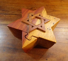 Vintage ~ Wooden Puzzle Box ~ Star of David ~ Olivewood ~ Jewelry / Trinkets
