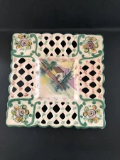 MID-CENTURY EPL ALCOBACA PORTUGAL FAIENCE MAJOLICA 7” sq RETICULATED PLATE