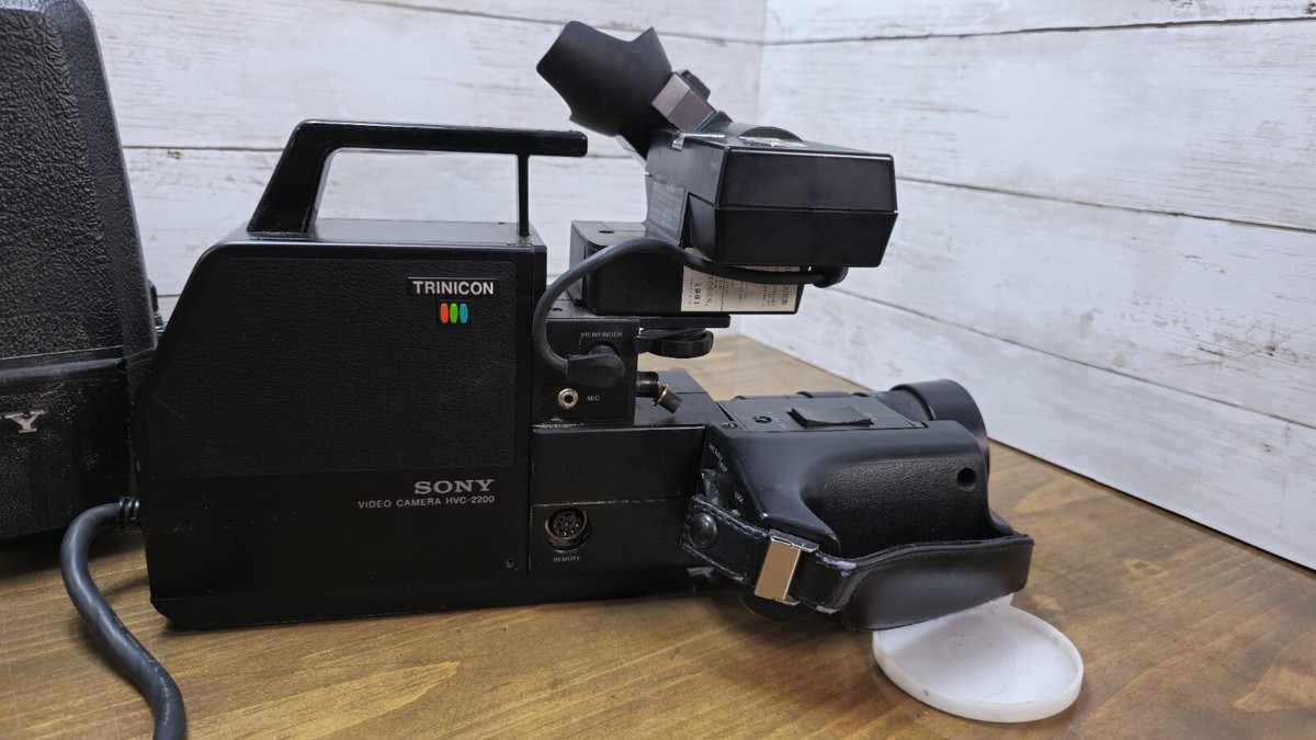 Vintage Sony Trinicon HVC-2200 Color Video Camera w/ View Finder