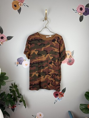 Three Feathers by Anthropologie Long Length Sleeve T-Shirt - Size - Medium