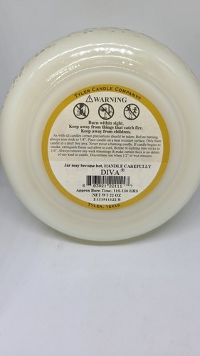 Tyler Candle Company 22oz DIVA - ES IST IHRE WELT, WIR LEBEN EINFACH DARIN! - Bild 5 von 5