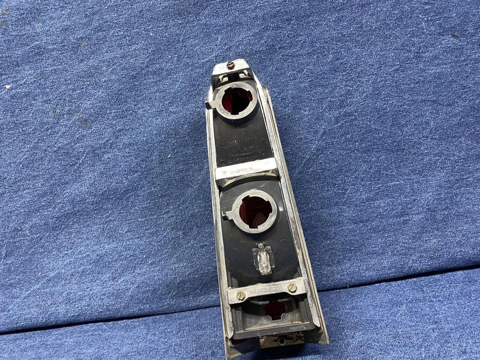 1989 1990 1991 Cadillac Eldorado Right Side Tail Light Lamp - Image 4 of 4