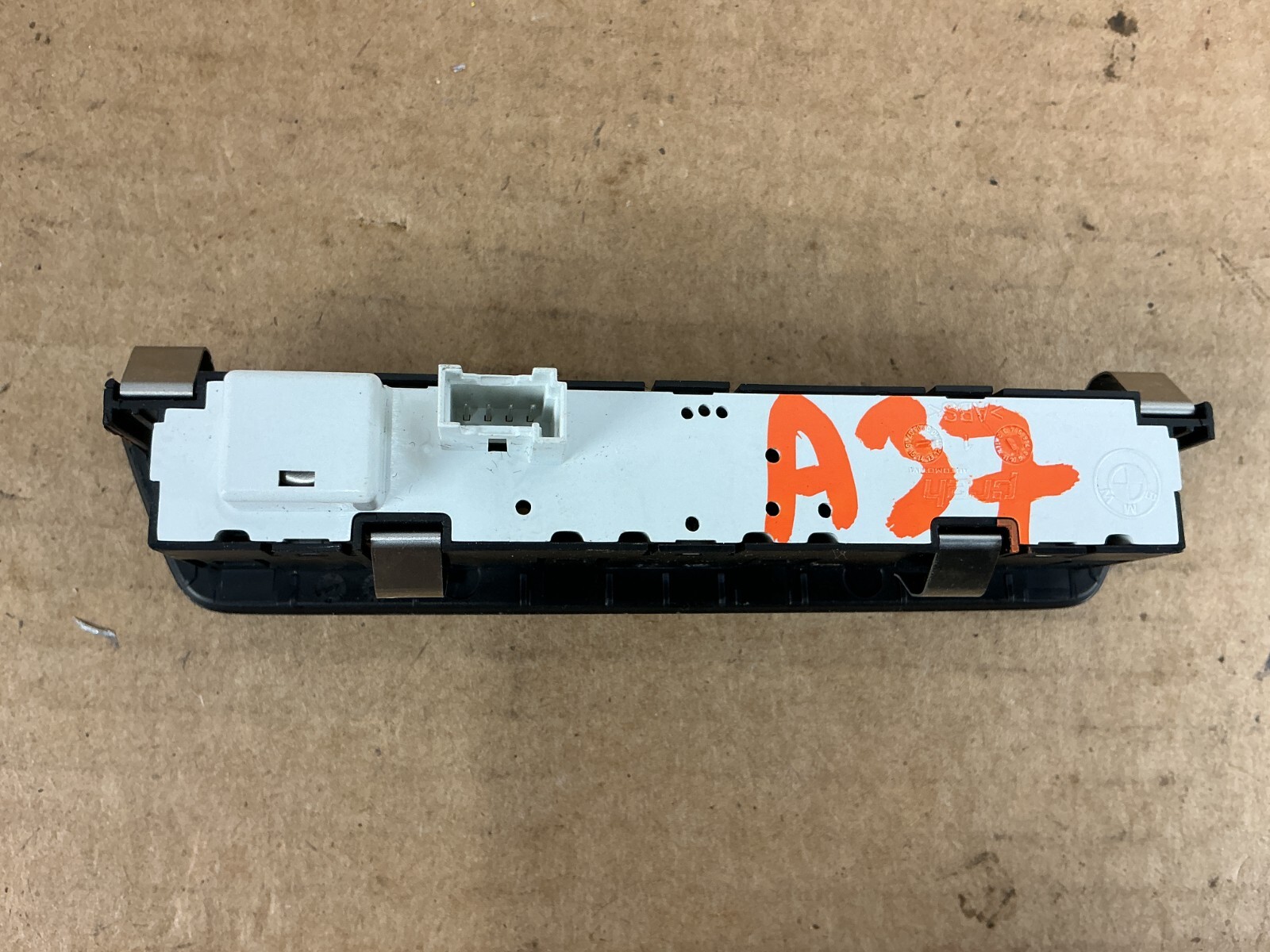 2010 - 2016 BMW 535i F10 xDrive Lane Change Assistant Switch Line 9220064 OEM