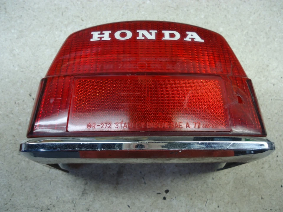Luz trasera limitada Honda CB750K CB750 1979-1981 OEM 79 CX500 Foto 2 de 4
