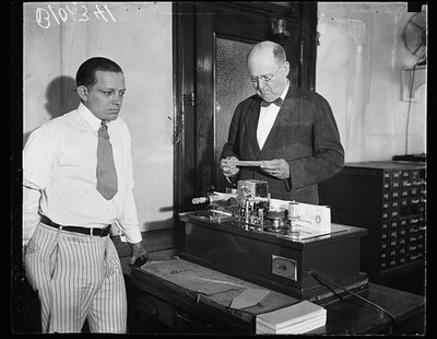 Check signing machine. Washington, D.C. May -- G.F. Allen, chief disbursing