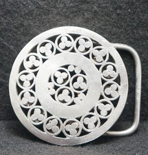 WH09110 VINTAGE 1970s  MACHINE SHOP MADE  GROUP OF CIRCLES UNISEX BELT BUCKLE