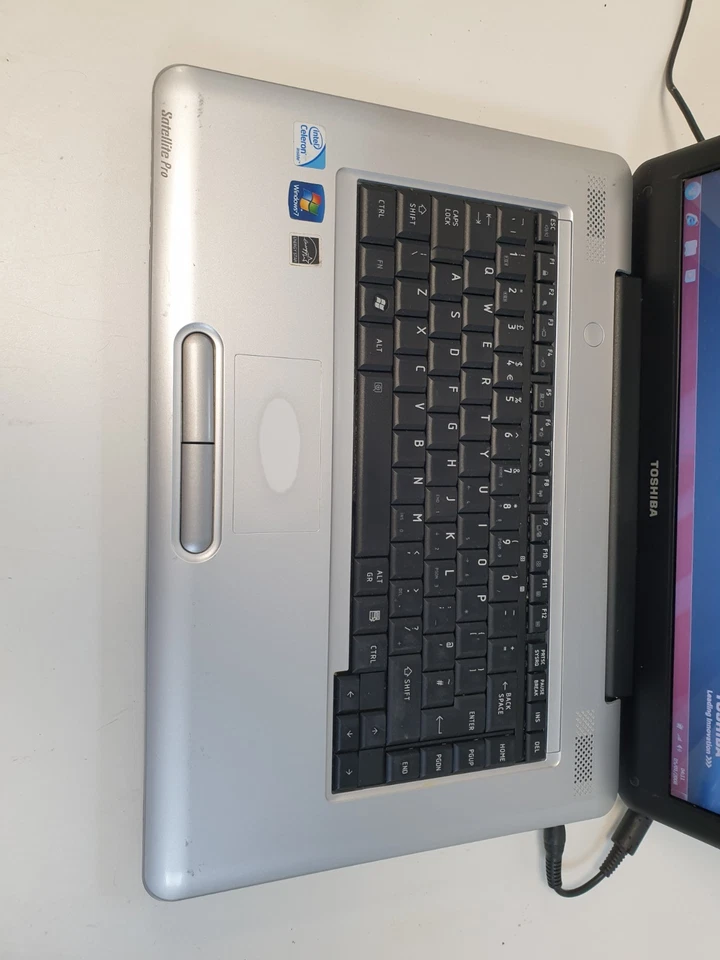 Toshiba Satellite Pro L450-13Q  15.6" 120gb HDD 2GB Ram - Image 2 of 4