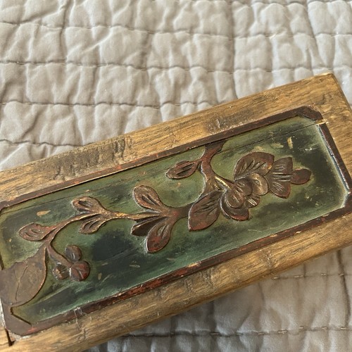 Vintage Hand Carved Wooden Floral Jewelry Trinket Box Wood - Picture 8 of 10