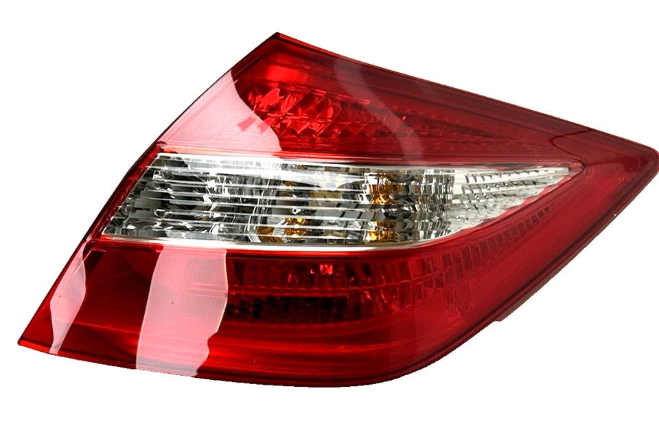 33500-TP6-R01 OEM GM Honda Right Tail Light Assembly 2012-2012 Honda Crosstour - Image 2 of 4