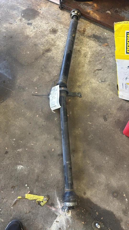 Eje de hélice eje de transmisión Audi A4 A5 Q5 2.0T Quattro AWD fabricante de equipos originales Foto 4 de 4