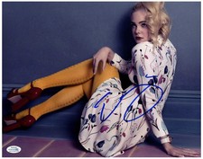 Elle Fanning Signed Autographed 11x14 Photo Cute Fashion Shoot Dakota Sister