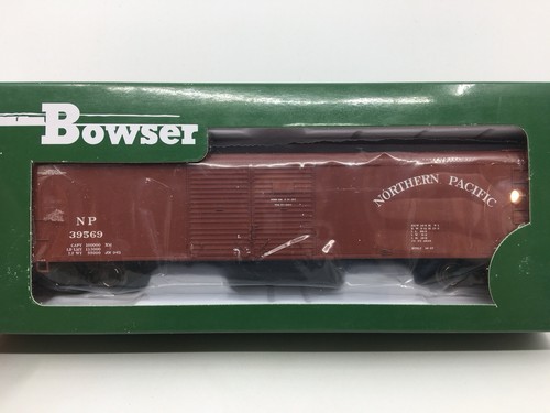 Coche de carga HO Bowser #2-5928 Northern Pacific 50’ techo redondo doble puerta NP #39569 | Condition: Used
