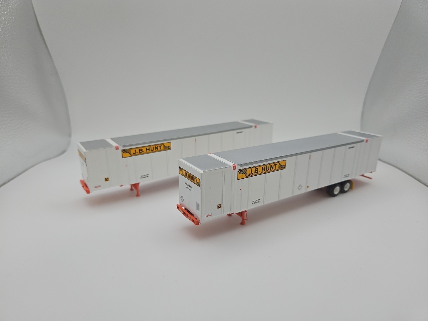 Two Athearn RTR JB Hunt 53' Containers On Chassis Used No Original ...