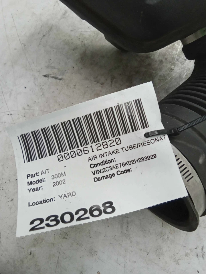 Chrysler 300M 2002 caja de aire de 3,5 L usada OEM 4591128 Foto 2 de 4