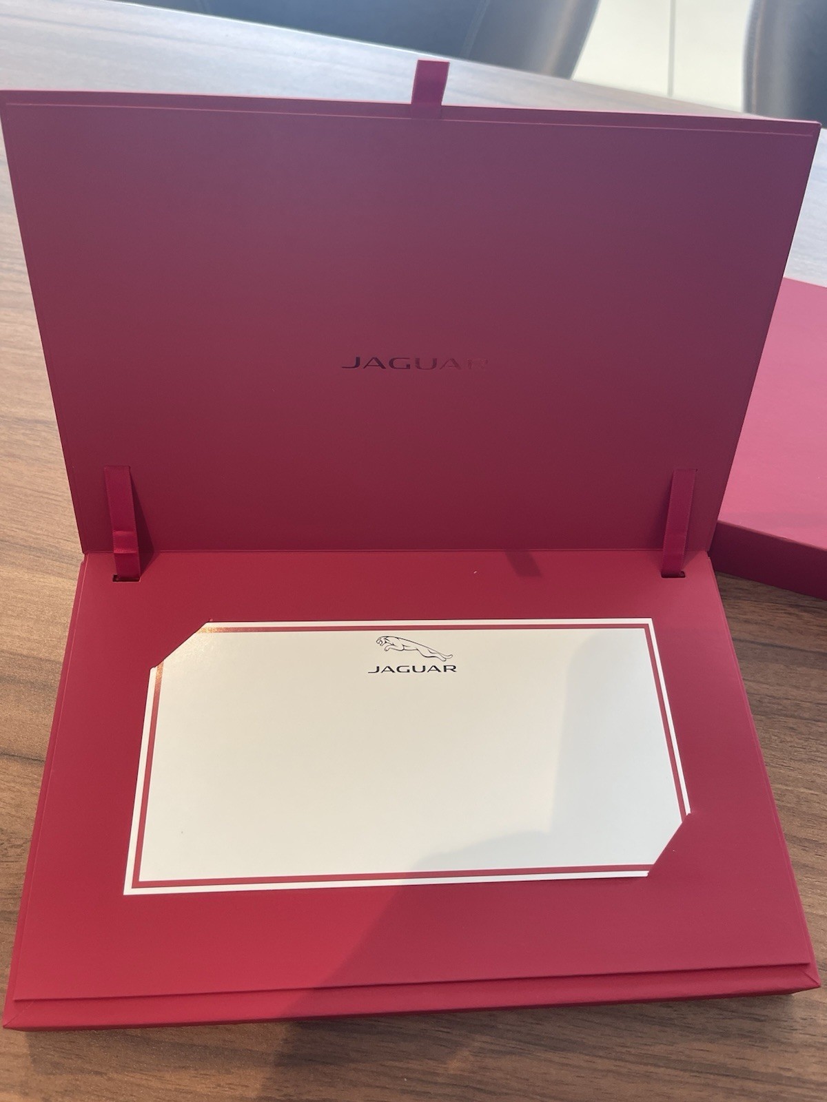 Jaguar Factory Leaper And Growler Keychain Set with Gift Box