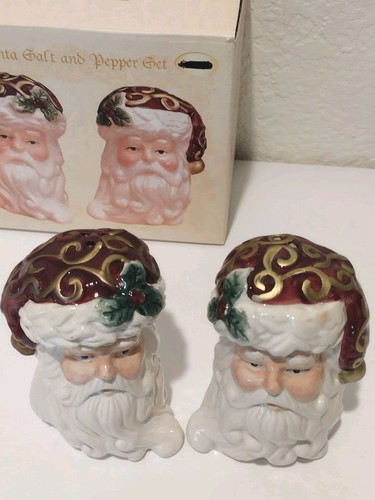 Cracker Barrel Christmas Salt And Pepper Shakers Santa Old World Opulence - Picture 8 of 8