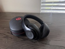 Beats Studio3 Wireless Over-Ear Headphones   Black w/ Case  Cables