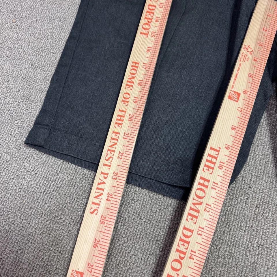 Volcom Shorts Gray Pockets Men’s Size 36 - Image 4 of 4