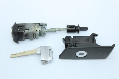 2017-2020 Audi A4 S4 Door Handle Glove Box Cylinder Key Set OEM 107857113JH