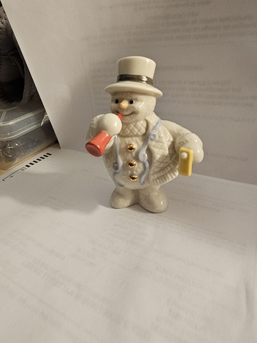 Handcrafted Snowman figurine By Lenox Made In China - Picture 9 of 9