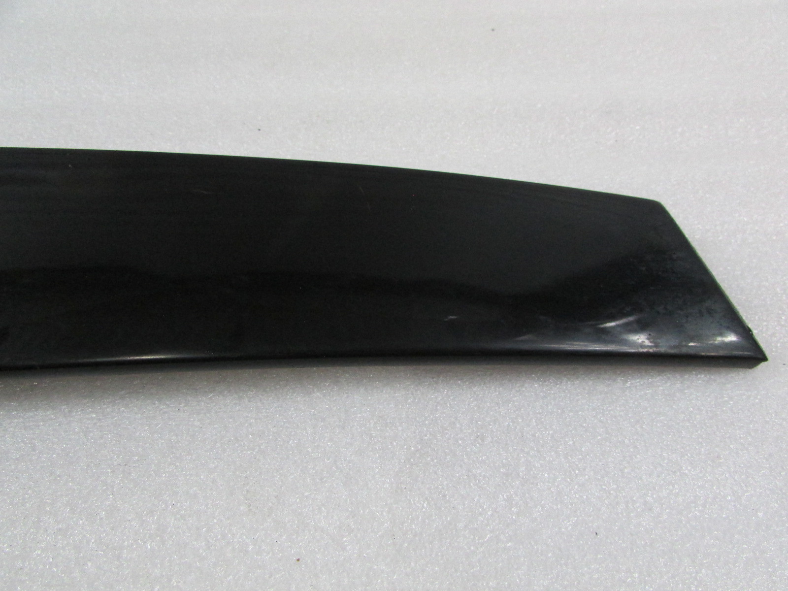 Maserati Quattroporte, LH, Left Front Door Moulding/Trim, Used, P/N 670066400