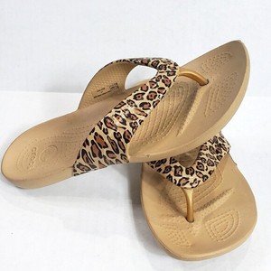 crocs leopard flip flops