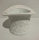 Fenton Olde Virginia Milk Glass Daisy and Button Top Hat Vase or Planter EUC
