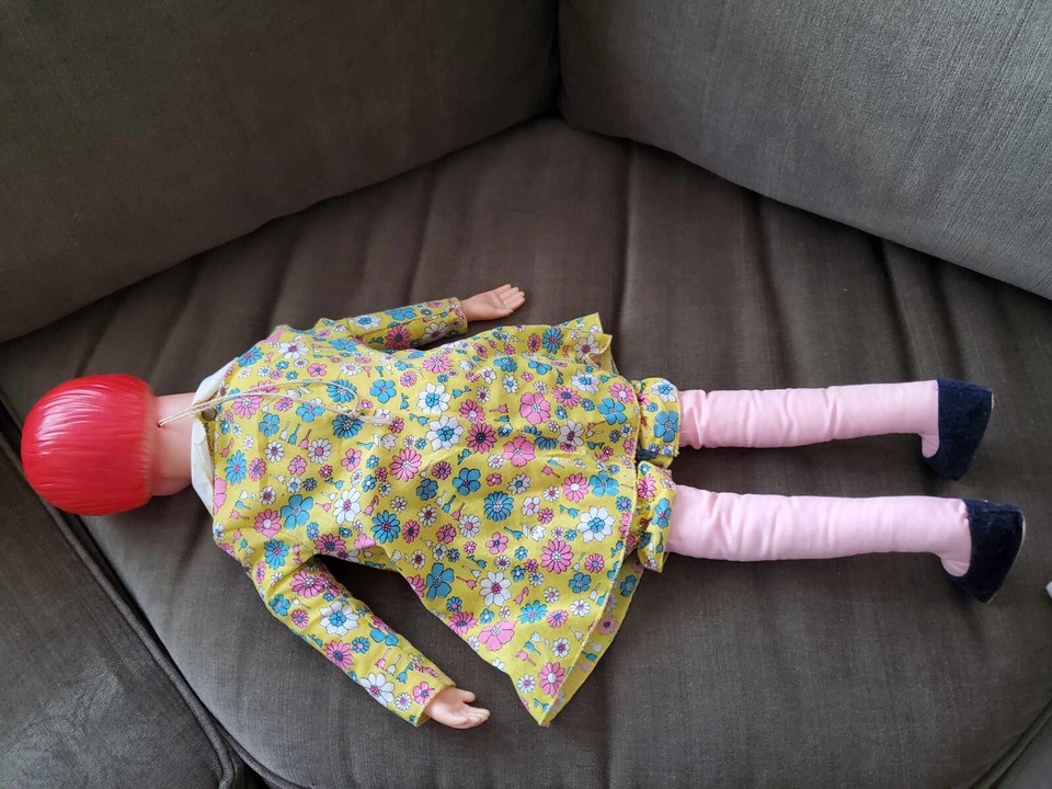 VENTRILOQUIST DUMMY GIRL TALKING DOLL VINTAGE HAYLEY O'HARA JURO NICE