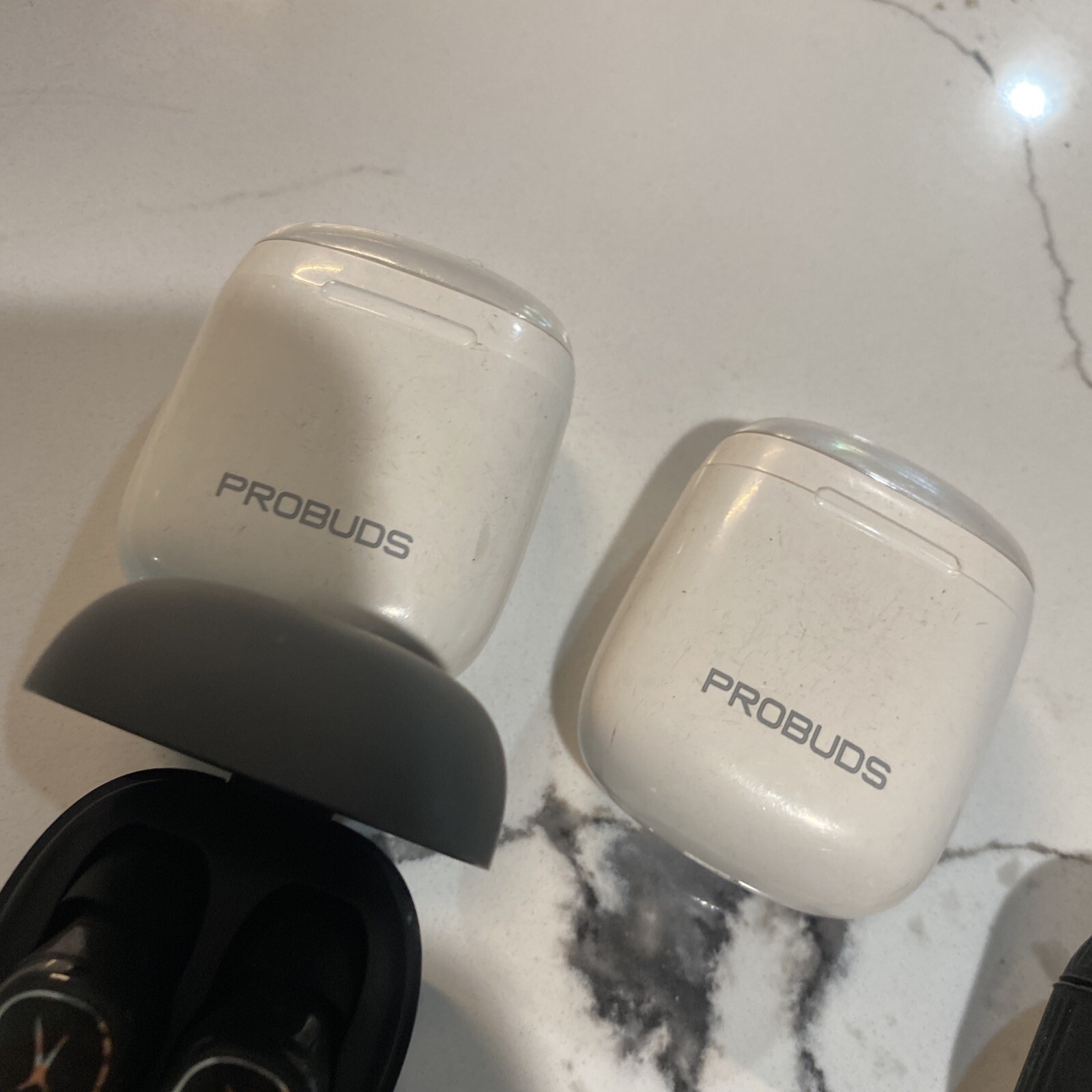 Lot Of New Wireless Earbuds eBay