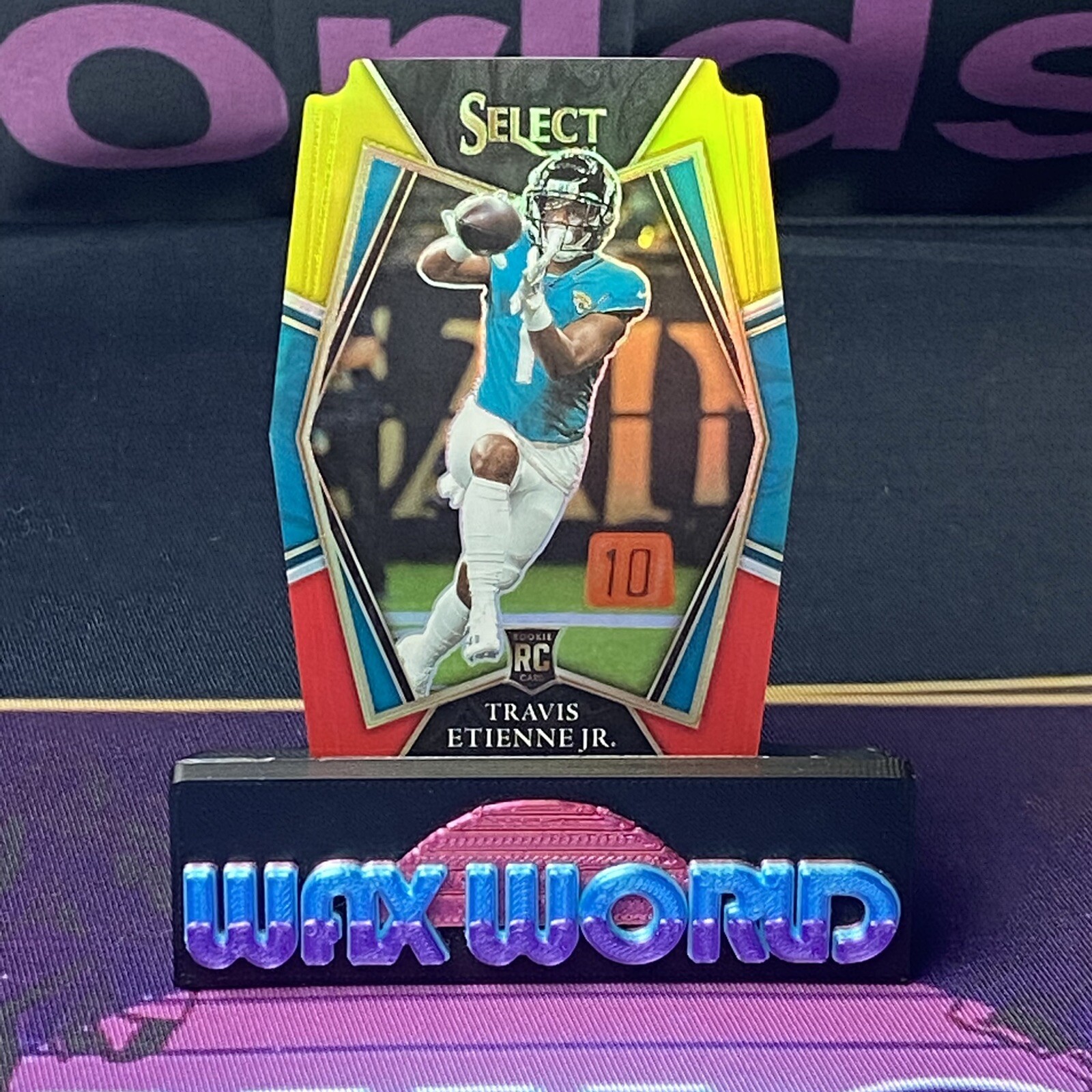 💥2021 Select Prizm Premier Level Yellow/Red Die Cut Travis Etienne Jr. RC💥