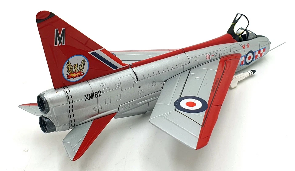 Corgi 1/72 Scale 49401 - EE Lightning F1A 56 Sqn Firebirds 1962 - Image 2 of 4