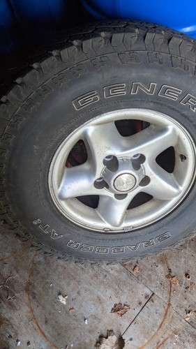 Dodge 1500 Ram 5 Lug 16-in Rims In Good Condition Local Pickup - Picture 3 of 6
