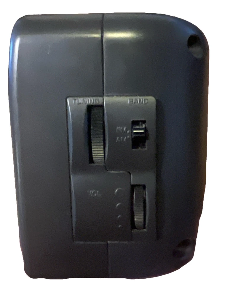 Sony Dream Machine ICF-C610 Dual Alarm Clock FM/AM Radio Cassette Player Tested - Image 3 of 4