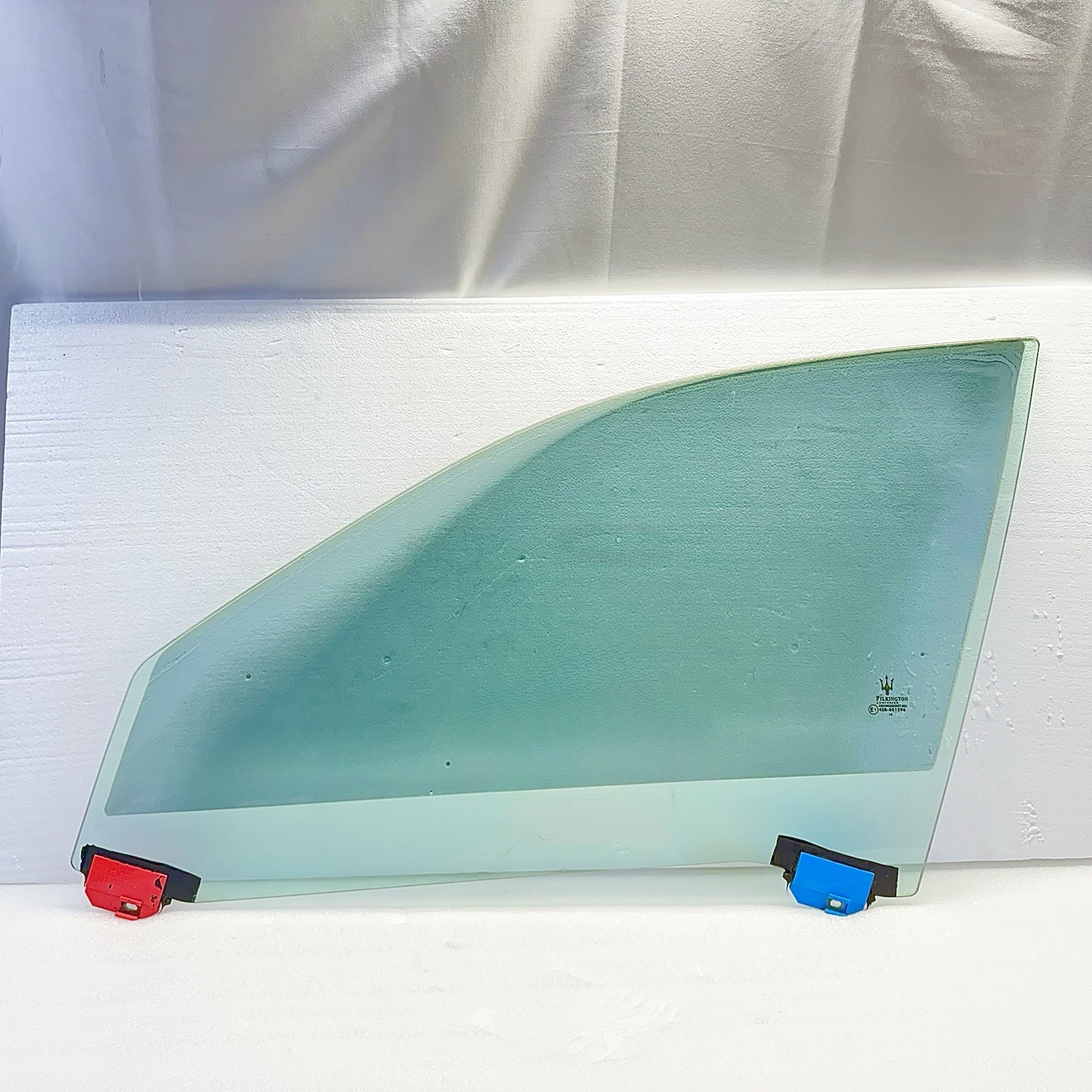 03-13 Maserati Quattroporte M139 Front Left Driver Side Door Window Glass OEM